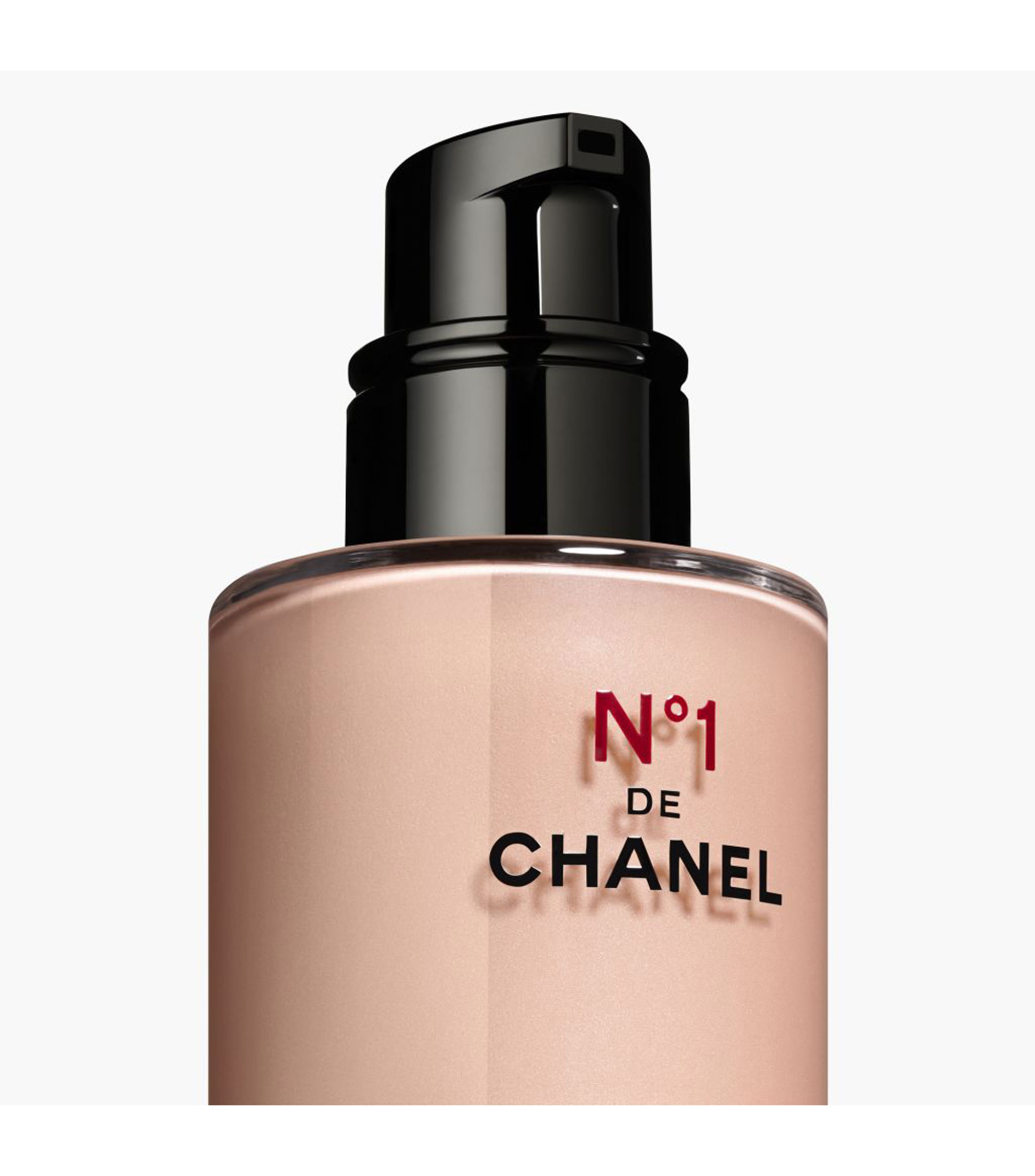 N°1 DE CHANEL EMBELLECEDOR DE TEZ APORTA LUMINOSIDAD – UNIFICA – PERFECCIONA, 30 ML